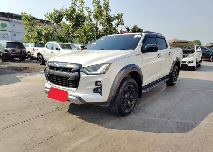 ISUZU
                                 
                                     for Sale for Sale