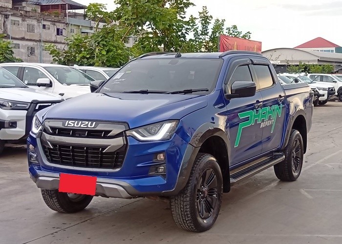 ISUZU
             
                 for Sale for Sale
