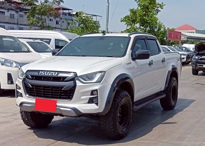 ISUZU
             
                 for Sale for Sale